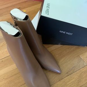 Nine West GABA 3.54 inch bootie, never worn